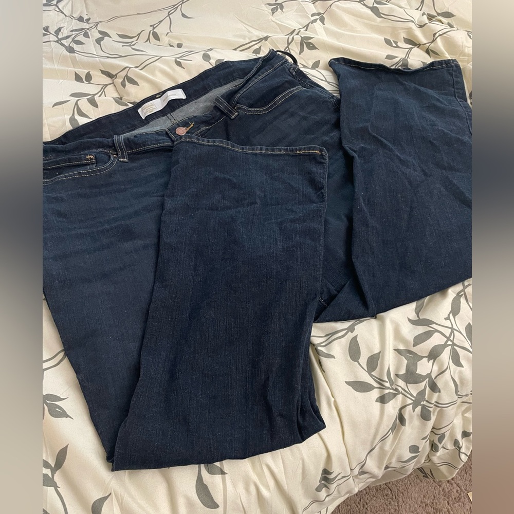 Levi Signature Boot Cut